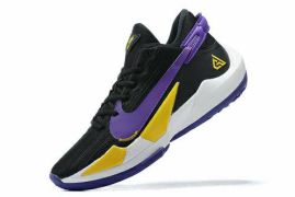 Picture of Zoom Freak Basketball Shoes _SKU988973999785016